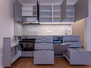 Pronájem bytu 1+kk, Praha - Žižkov, Viklefova, 34 m2