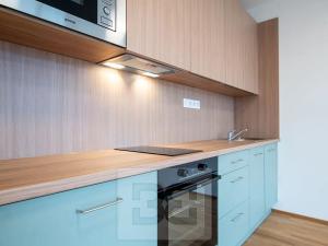 Prodej bytu 1+kk, Praha - Smíchov, Toyen, 39 m2