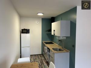 Pronájem bytu 2+kk, Kladno, Norská, 44 m2