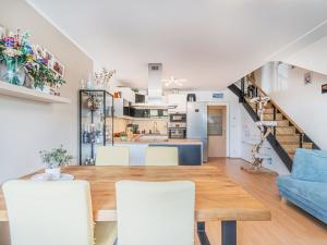 Prodej bytu 3+kk, Jinočany, Mirešická, 90 m2