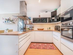 Prodej bytu 3+kk, Jinočany, Mirešická, 90 m2