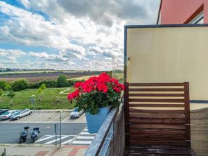 Prodej bytu 3+kk, Jinočany, Mirešická, 90 m2