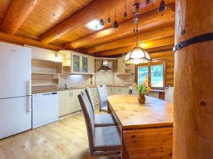 Prodej rodinného domu, Březno, Nádražní, 165 m2