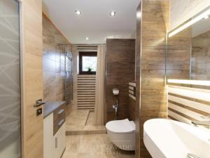Prodej rodinného domu, Praha - Suchdol, Osvobození, 314 m2