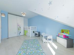 Prodej rodinného domu, Praha - Suchdol, Osvobození, 314 m2