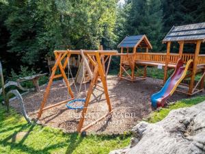 Prodej apartmánu, Klokočov, Slovensko, 866 m2