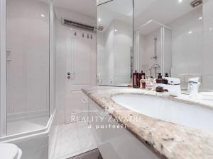 Prodej bytu 2+kk, Praha - Písnice, Na okruhu, 43 m2