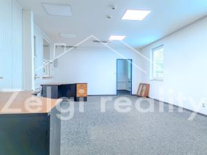 Pronájem skladu, Slušovice, 2260 m2