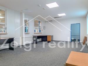 Pronájem skladu, Slušovice, 2260 m2