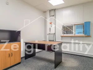 Pronájem skladu, Slušovice, Dostihová, 2260 m2