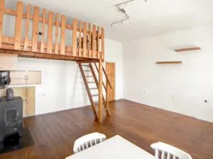 Prodej bytu 2+1, Veselí nad Lužnicí - Veselí nad Lužnicí II, Nádražní, 54 m2