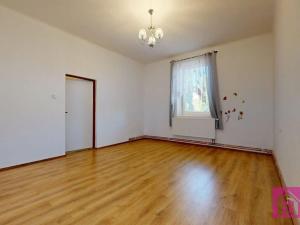 Prodej bytu 2+1, Břeclav, Jaselská, 87 m2