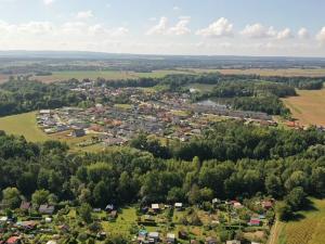 Prodej komerčního pozemku, Lázně Bohdaneč, Pod Břízami, 8173 m2