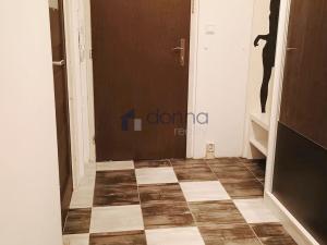 Pronájem bytu 3+kk, Praha, Bašteckého, 74 m2