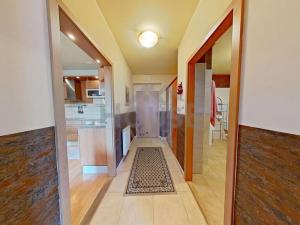 Prodej bytu 2+kk, Praha - Prosek, Vysočanská, 62 m2