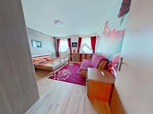 Prodej bytu 2+kk, Praha - Prosek, Vysočanská, 62 m2