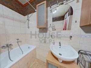 Prodej bytu 2+kk, Praha - Prosek, Vysočanská, 62 m2