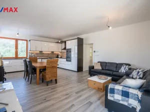 Prodej rodinného domu, Zlín, Ovsíková, 195 m2