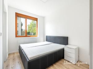 Pronájem bytu 2+kk, Praha - Zličín, Křivatcová, 46 m2