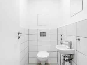 Pronájem bytu 2+kk, Praha - Zličín, Křivatcová, 46 m2