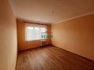 Prodej bytu 3+1, Kadaň, Budovatelů, 70 m2