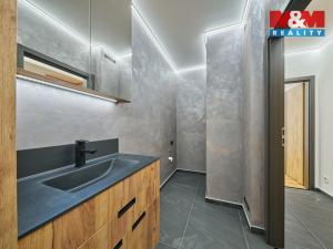 Pronájem bytu 2+kk, Trutnov - Dolní Předměstí, Úpské nábřeží, 39 m2