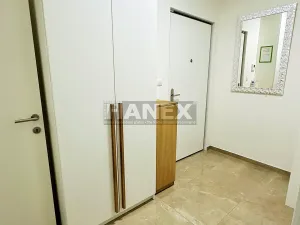 Prodej bytu 1+kk, Praha - Košíře, Česká, 48 m2
