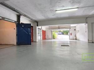 Pronájem garáže, Brno - Židenice, Šaumannova, 15 m2