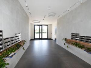 Pronájem bytu 1+kk, Praha - Hrdlořezy, V třešňovce, 40 m2