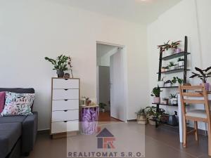 Pronájem bytu 2+kk, Praha - Libeň, Braunerova, 52 m2