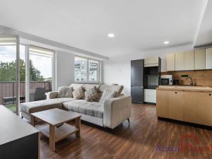 Prodej bytu 4+kk, Karlovy Vary, Dubová, 99 m2