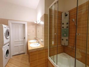 Pronájem bytu 3+1, Praha - Vinohrady, Italská, 112 m2