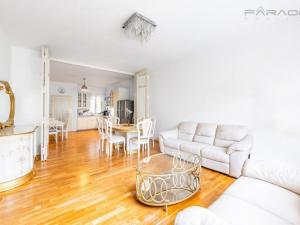 Prodej bytu 4+1, Praha - Smíchov, Stroupežnického, 105 m2