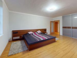 Prodej rodinného domu, Hradištko - Brunšov, Pod Linkou, 424 m2