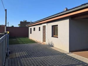 Prodej rodinného domu, Zálezlice, 167 m2