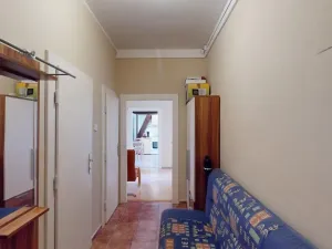 Prodej bytu 2+kk, Praha - Bubeneč, Eliášova, 50 m2