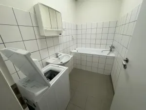 Pronájem bytu 3+kk, Praha - Letňany, Pernického, 51 m2