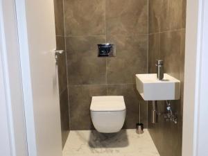 Pronájem bytu 2+kk, Praha - Malešice, Počernická, 48 m2