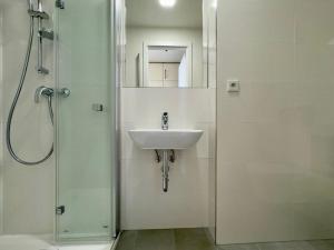 Pronájem bytu 1+kk, Praha - Malešice, Počernická, 27 m2