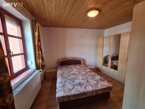 Pronájem rodinného domu, Hrušky, 100 m2