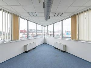 Pronájem kanceláře, Praha - Nusle, Doudlebská, 635 m2