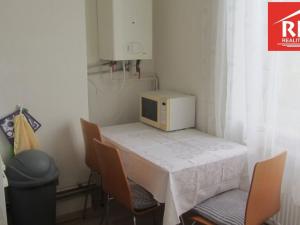 Pronájem bytu 1+1, Karlovy Vary, K. Kučery, 39 m2