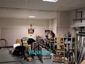 Pronájem skladu, Kroměříž, 90 m2