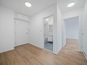 Pronájem bytu 2+kk, Praha - Chodov, Líbalova, 60 m2