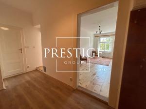Pronájem bytu 2+kk, Praha, Jaurisova, 44 m2