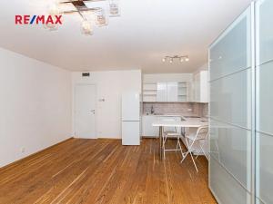 Pronájem bytu 1+kk, Praha - Libeň, Primátorská, 38 m2