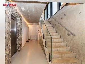 Pronájem bytu 1+kk, Praha - Libeň, Primátorská, 38 m2