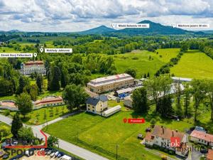 Prodej komerčního pozemku, Jablonné v Podještědí - Zámecká, 1942 m2