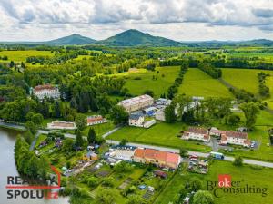 Prodej komerčního pozemku, Jablonné v Podještědí - Zámecká, 1942 m2
