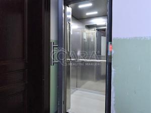 Pronájem kanceláře, Praha - Staré Město, Kaprova, 84 m2
